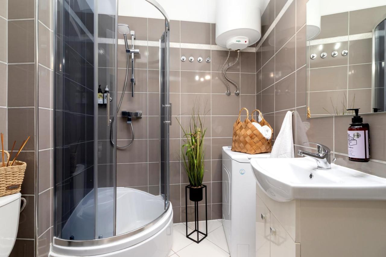 Wow Apartment By Cozyplace Krakow Luaran gambar